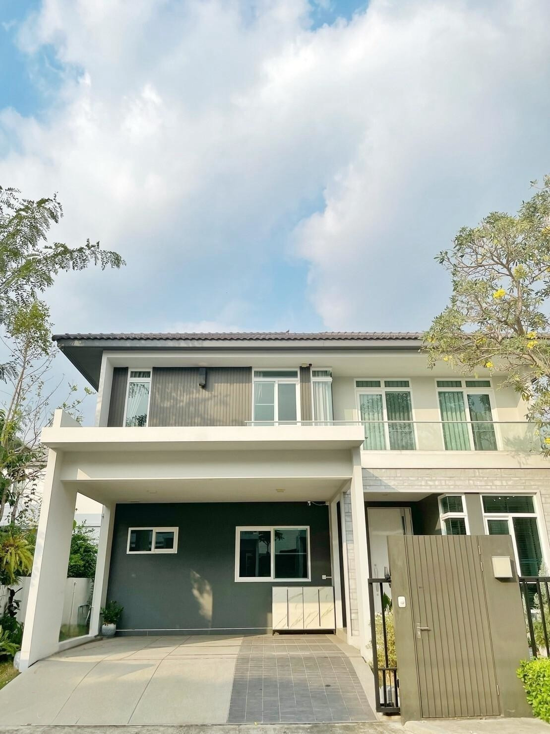 Single house for sale, Manthana Westgate, near Central Westgate | 70 sq m | 4 bedrooms, 6 bathrooms | 11.9 million Single house for sale, Manthana Westgate, near Central Westgate | 70 sq m | 4 bedrooms, 6 bathrooms | 11.9 million