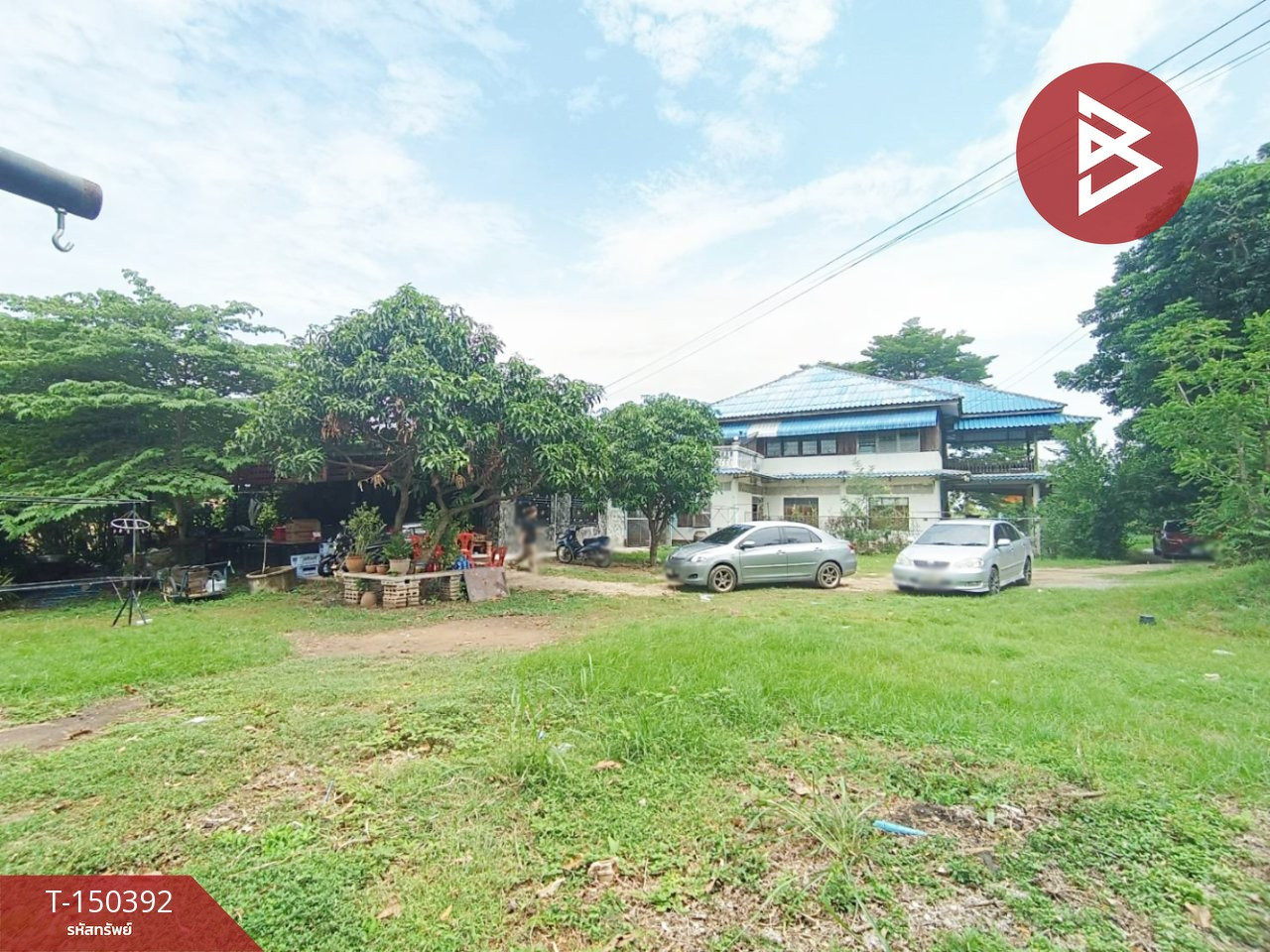Land for sale with buildings, area 11 rai 2 ngan 12 sq m, Pho Thong, Ang Thong.