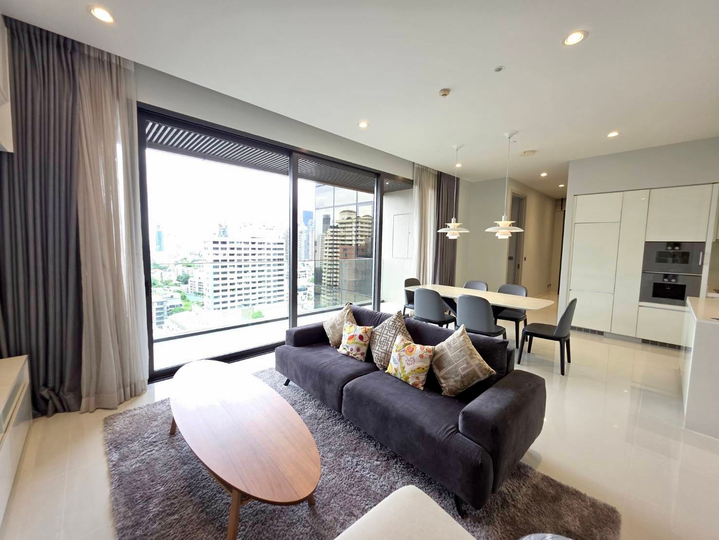 VITTORIO Sukhumvit 39 Sell/Rent: 2bed 3bath 137sqm Sell: 55,000,000 Rent: 160,000/mth. Am: 0656199198 VITTORIO Sukhumvit 39 Sell/Rent: 2bed 3bath 137sqm Sell: 55,000,000 Rent: 160,000/mth. Am: 0656199198