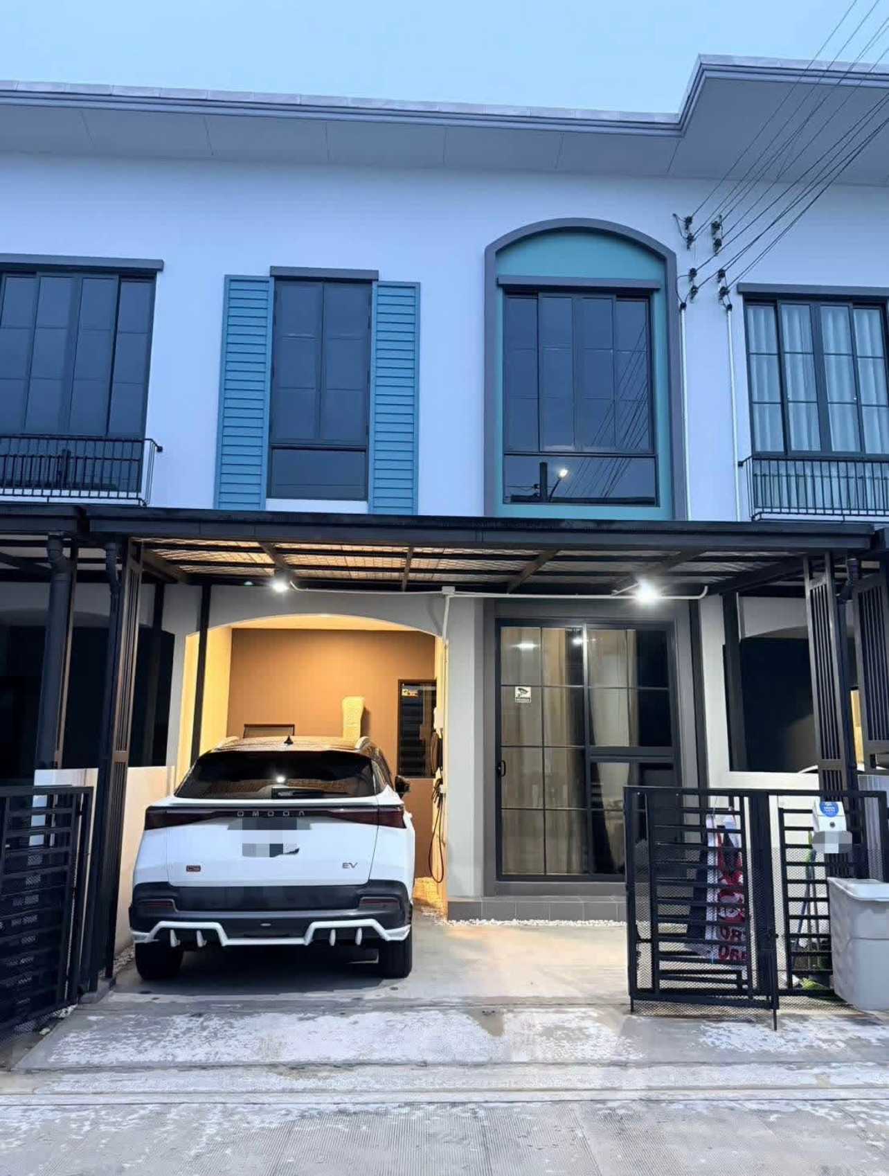 ทาวน์เฮาส์ให้เช่า อณาสิริ ศรีนครินทร์ แพรกษา บ้านสวยพร้อมอยู่ สนใจติดต่อ 082-3223695 ทาวน์เฮาส์ให้เช่า อณาสิริ ศรีนครินทร์ แพรกษา บ้านสวยพร้อมอยู่ สนใจติดต่อ 082-3223695