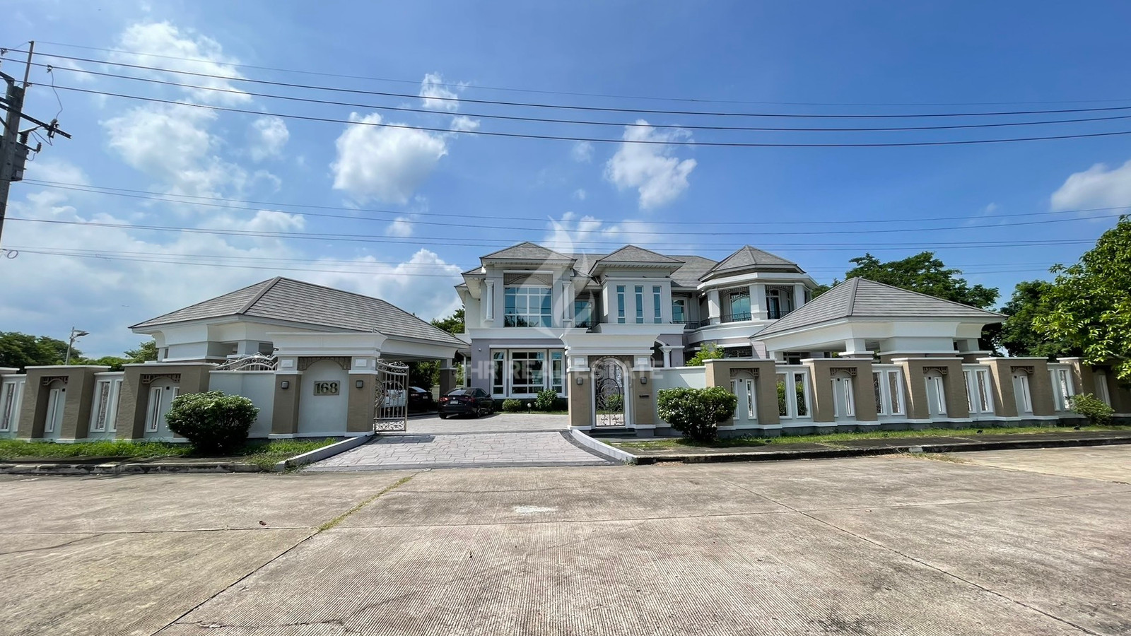 🔥ขายบ้านหรู🔥 ในสนามกอล์ฟ Windsor Park ติดโรงเรียน Bromsgrove International❗️Line id : Jariya.1989 – รูปที่ 2