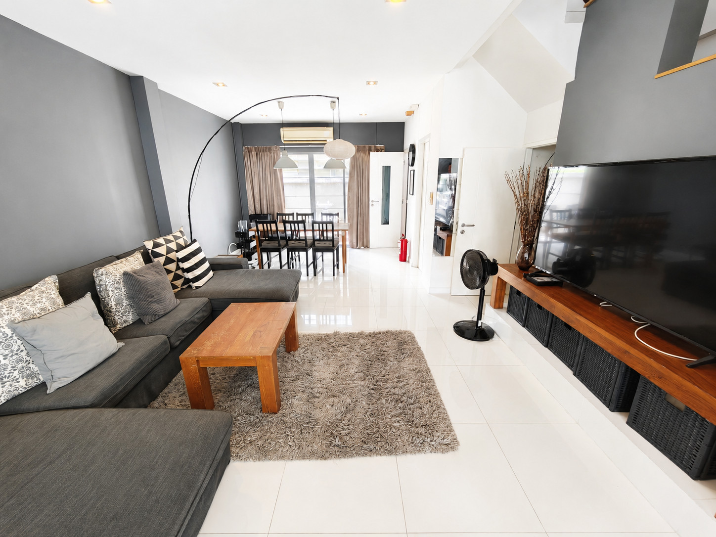 🐶🐱ทาวน์โฮมให้เช่า : Lumpini Town Residence 4 ห้องนอน เฟอร์ครบ หลังมุม | ติด MRT ลาดพร้าว *พร้อมอยู่* 