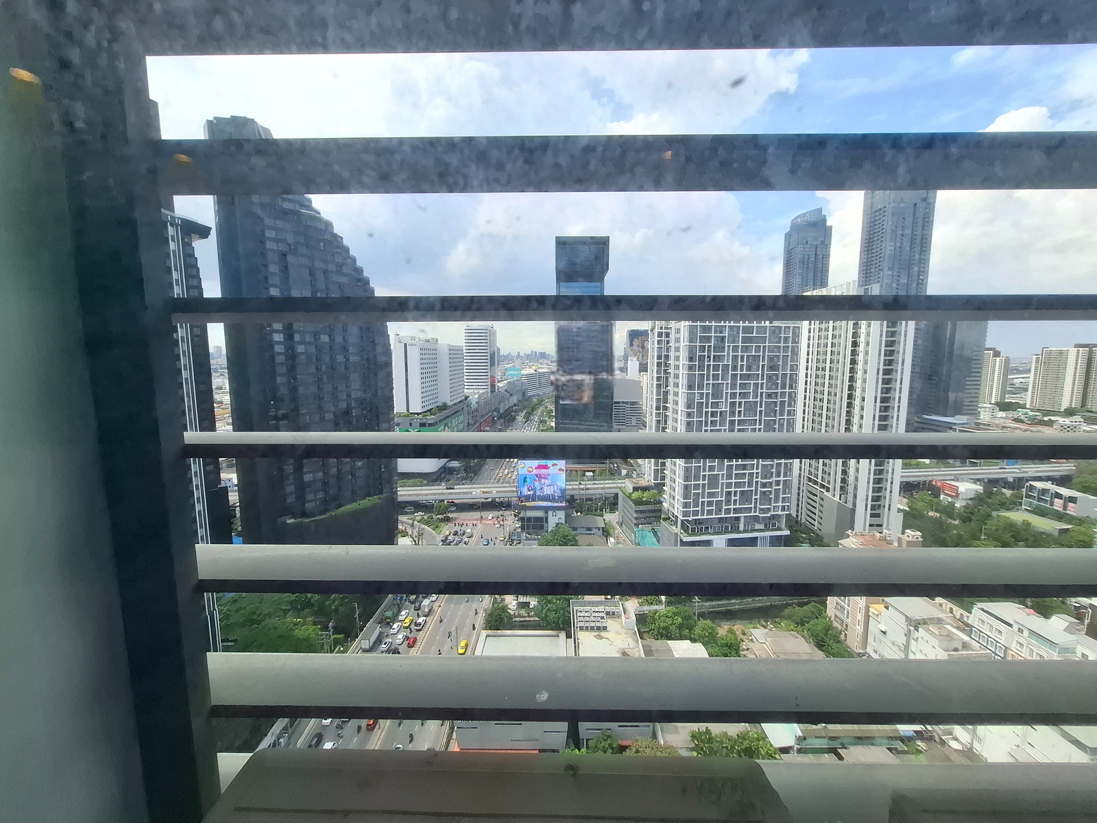 ตื่นรับพลังงานดีๆ วิวสวยระดับพรีเมียมใจกลางเมืองที่ Rhythm Asoke 2 🏙️✨ – รูปที่ 3