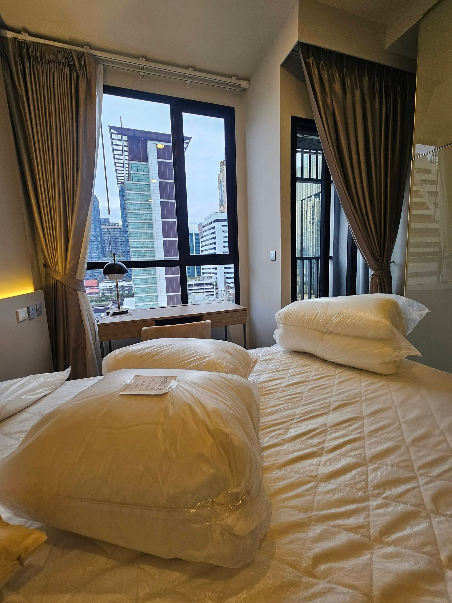 ให้เช่าคอนโด Park​ Origin​ Phaya Thai สไตล์ Modern Luxury สวย เรียบง่าย ทันสมัย ใกล้ BTS พญาไท -RW008441 – รูปที่ 4