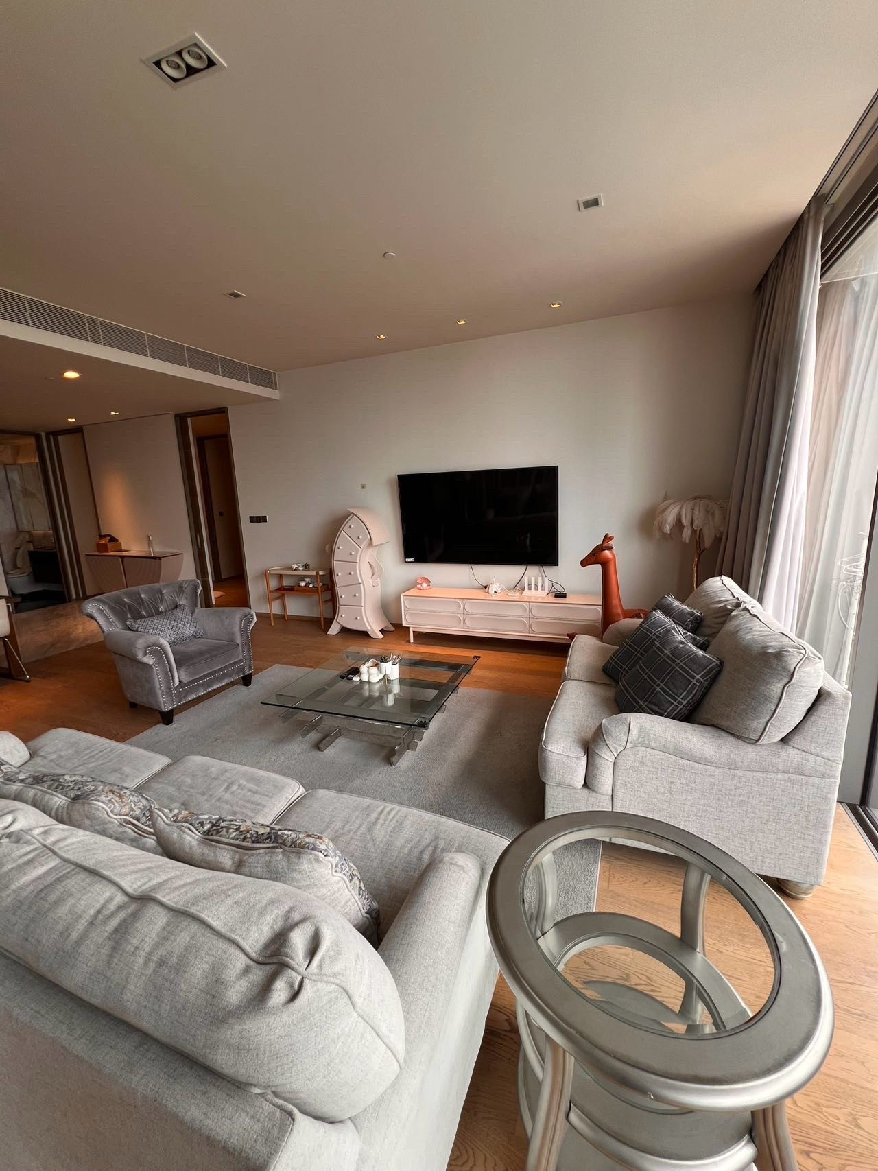 Ready to move in Penthouse in SALADAENG One Condo Ready to move in Penthouse in SALADAENG One Condo