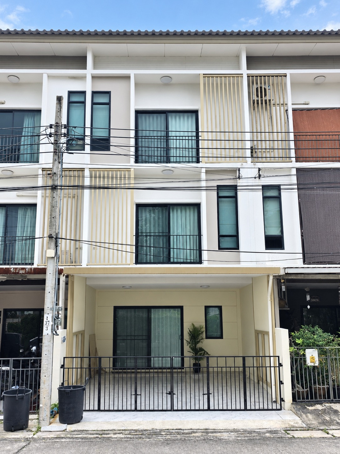 Patio Srinakarin - Rama 9 / 4 Bedrooms (FOR SALE) BZD276 Patio Srinakarin - Rama 9 / 4 Bedrooms (FOR SALE) BZD276