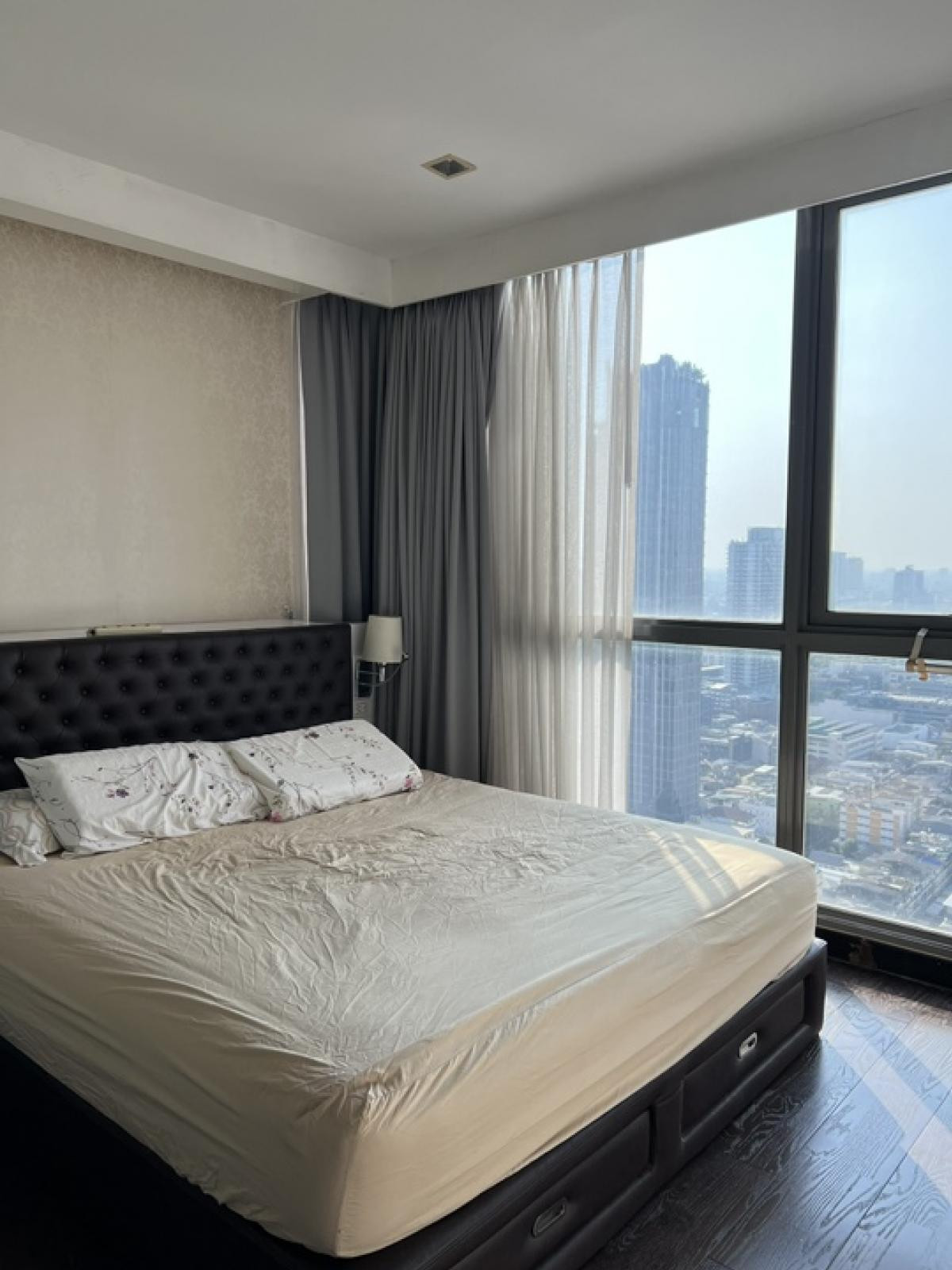 Ideo Q Phayathai【𝐒𝐄𝐋𝐋 & 𝐑𝐄𝐍𝐓】🔥Modern design emphasizing spaciousness and user-friendly functionality, with common areas for relaxation and exercise.🔥 Contact Line ID: @hacondo Ideo Q Phayathai【𝐒𝐄𝐋𝐋 & 𝐑𝐄𝐍𝐓】🔥Modern design emphasizing spaciousness and user-friendly functionality, with common areas for relaxation and exercise.🔥 Contact Line ID: @hacondo