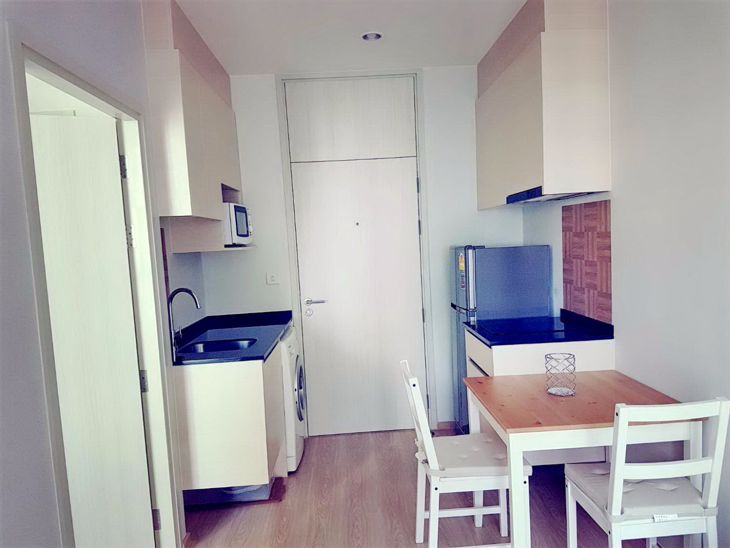 Condo for rent : Noble Revolve Ratchada1 1Bedroom  High floor Fully furnished near MRT Cultural Centre 14,000 baht only 🔥🔥🔥 – รูปที่ 2