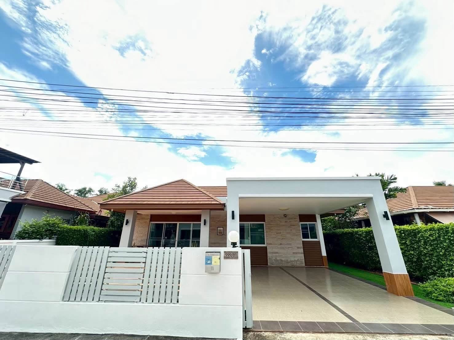 Single-storey detached house for rent Chat Phet Village Garden View Khon Kaen