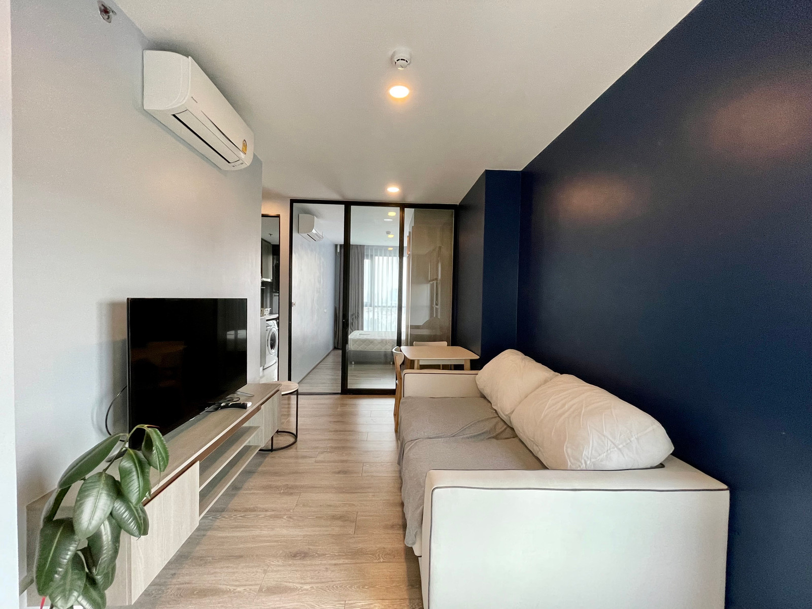 Rare unit 1 bedroom for rent at Knightsbridge collage sukhumvit 107 – รูปที่ 2
