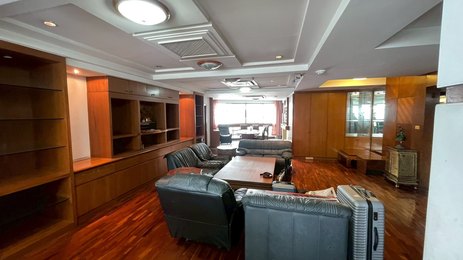 ✨ 3 bedrooms | Large spacious room with complete functions in Sukhumvit location 📍 President Park Sukhumvit 24 ✨ 3 bedrooms | Large spacious room with complete functions in Sukhumvit location 📍 President Park Sukhumvit 24