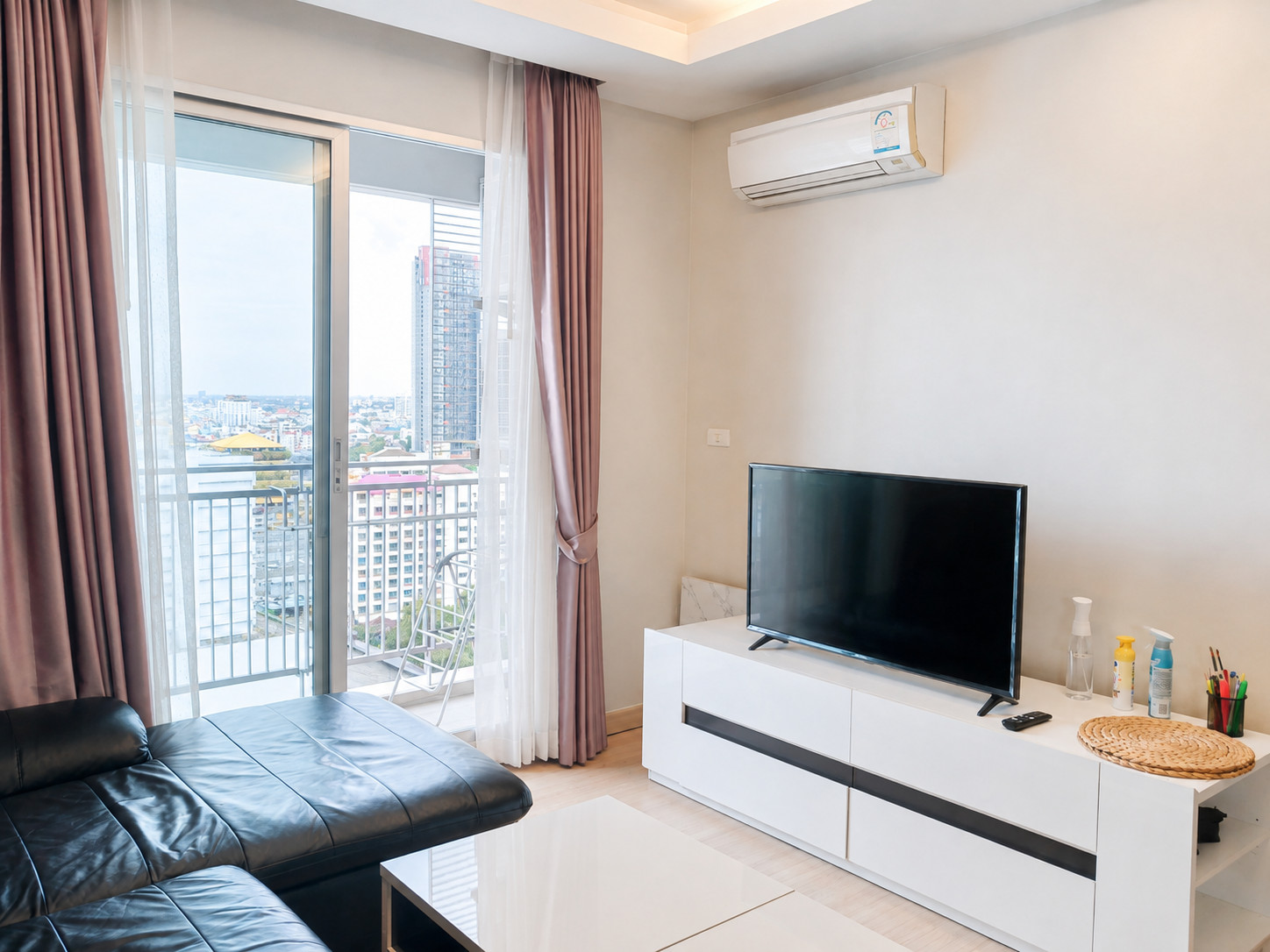 True Thonglor Condo, 1 bedroom, 1 bathroom, 40 sq m., 18th floor, very large room, fully furnished, ready to move in, price 18,000 baht. – รูปที่ 4