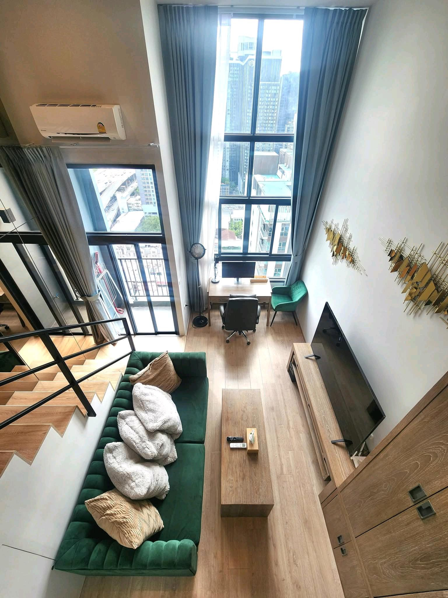 🏙️ For rent 𝗜𝗗𝗘𝗢 𝗥𝗔𝗠𝗔 𝟵 – 𝗔𝗦𝗢𝗞𝗘 | Loft, 30th floor | Ceiling height 4.22 m. | 38 sq m. | Near MRT Rama 9 🏙️ For rent 𝗜𝗗𝗘𝗢 𝗥𝗔𝗠𝗔 𝟵 – 𝗔𝗦𝗢𝗞𝗘 | Loft, 30th floor | Ceiling height 4.22 m. | 38 sq m. | Near MRT Rama 9