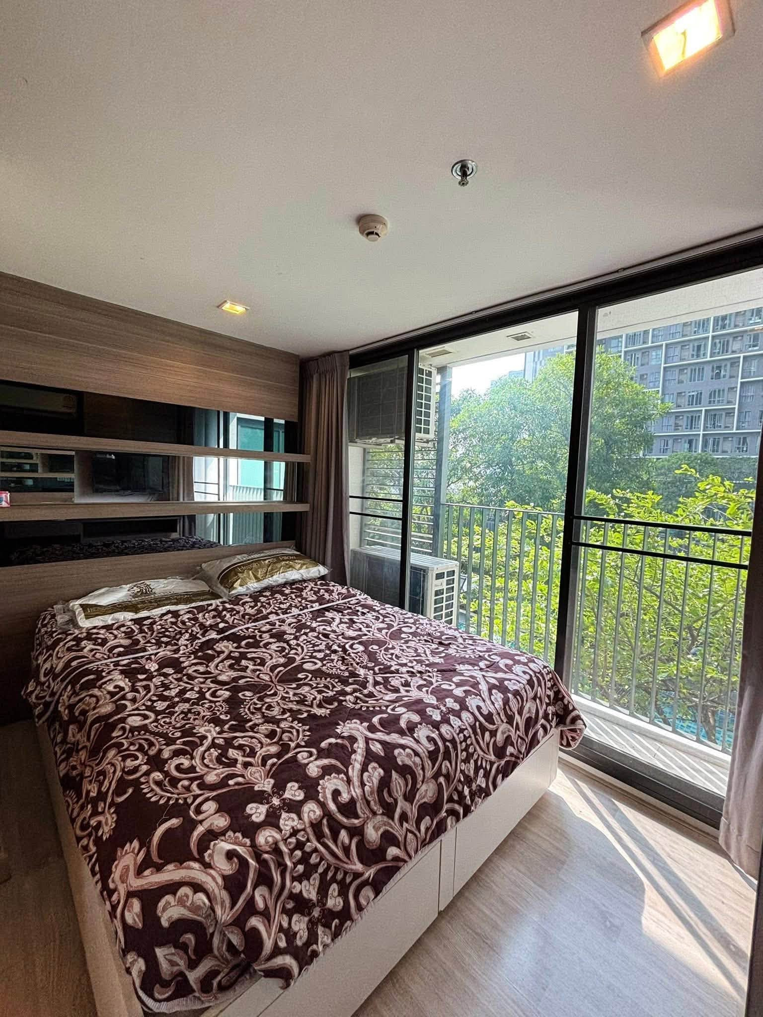 P-137365 | 📢 ให้เช่าคอนโด : Ideo Mobi Sukhumvit 81 ห้อง Duplex 2 ชั้นติด BTS อ่อนนุช! 28,000 บ. | Line ID: @easycondoplus | 099-229-6397 P-137365 | 📢 ให้เช่าคอนโด : Ideo Mobi Sukhumvit 81 ห้อง Duplex 2 ชั้นติด BTS อ่อนนุช! 28,000 บ. | Line ID: @easycondoplus | 099-229-6397