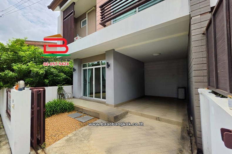 ทาวน์โฮม 2 ชั้น (หลังริม) เนื้อที่ 28.4 ตร.ว. เดอะ ฟรอนท์ วัชรพล : The Front Watcharaphon ซอยคุณพ่อลบนาคอุไร ถนนวัชรพล แขวงท่าแร้ง เขตบางเขน – รูปที่ 4