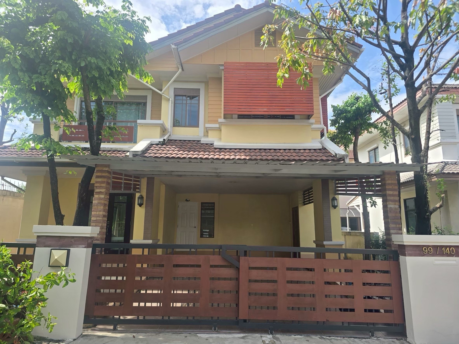 2-story detached house for rent, corner house, Setthasiri Village, Seri Thai, good location, fully furnished. Renovate the whole house – รูปที่ 2