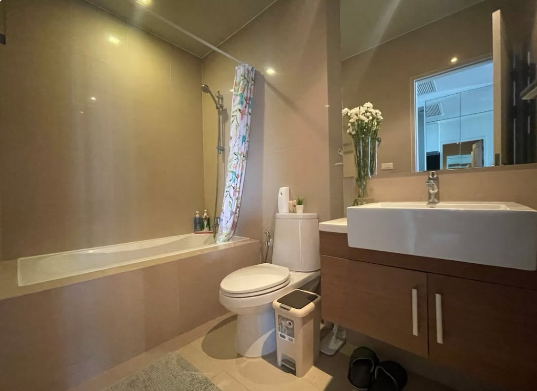 Noble Refine Sukhumvit 26 32 sq m, 1 bathroom, high floor 21++ Noble Refine Sukhumvit 26 32 sq m, 1 bathroom, high floor 21++