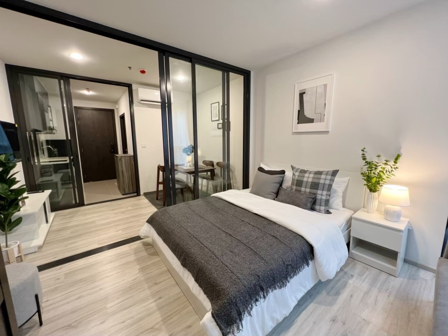 🔥 Just 3 minutes walk to MRT Huai Khwang ‼️ FOR RENT-For rent: XT Huai Khwang - XT HUAIKHWANG