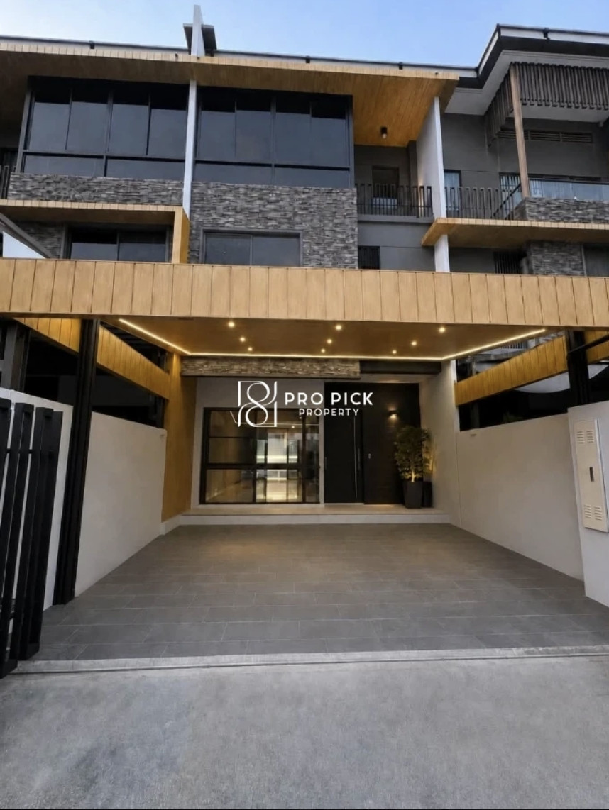 For Rent Town House Ekkamai Ramintra Sukhonthasawat Lat Phrao PP-00610