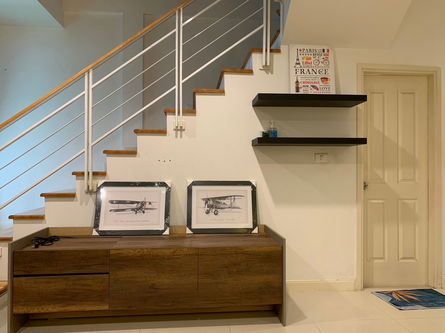 ให้เช่า ทาวน์โฮม 3 ชั้น บ้านกลางเมือง เออร์บาเนี่ยน เกษตร-นวมินทร์ 2 ซอยลาดปลาเค้า 79  แบบห้อง 3 ห้องนอน  3 ห้องน้ำ  จอดรถได้ 2 คัน  ตกแต่งครบ  พร้อมอยู่ ใกล้  “The Jas รามอินทรา 3”  ค่าเช่าเพียง  28,000 บาท/ เดือน – รูปที่ 3