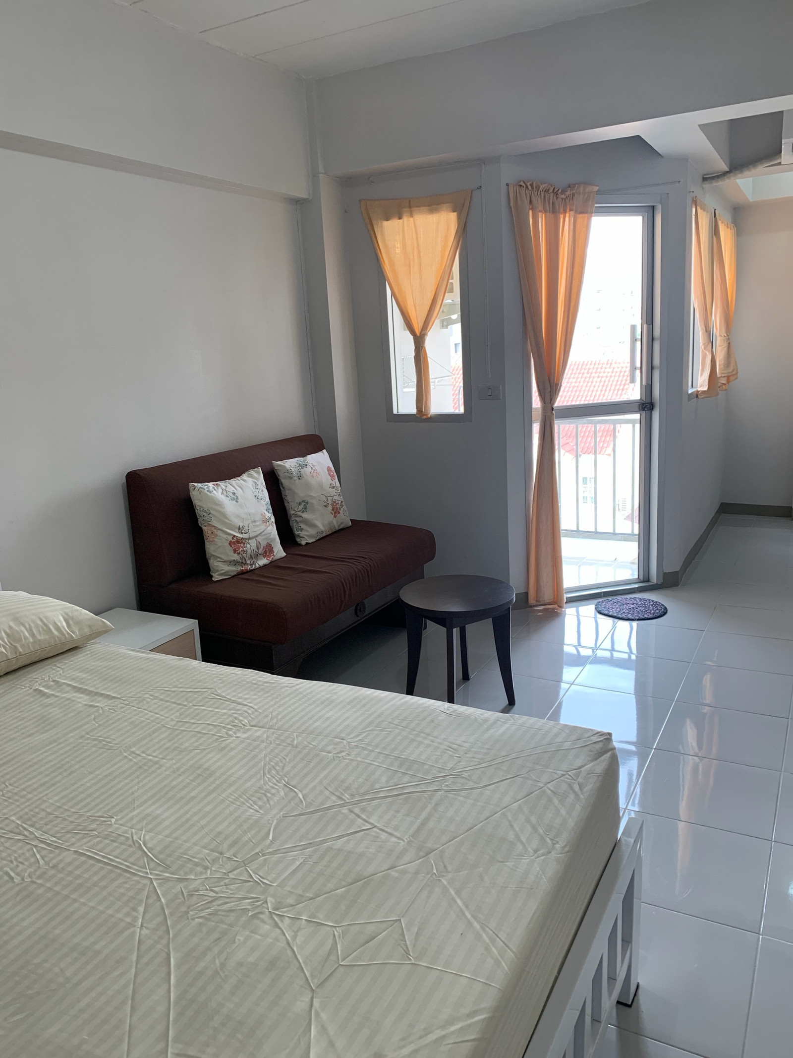 Condo for rent, Picha Pavilion, Srinakarin 40, near the Yellow Line, Suan Luang Rama 9 Station, price 4,500 baht per month. Condo for rent, Picha Pavilion, Srinakarin 40, near the Yellow Line, Suan Luang Rama 9 Station, price 4,500 baht per month.