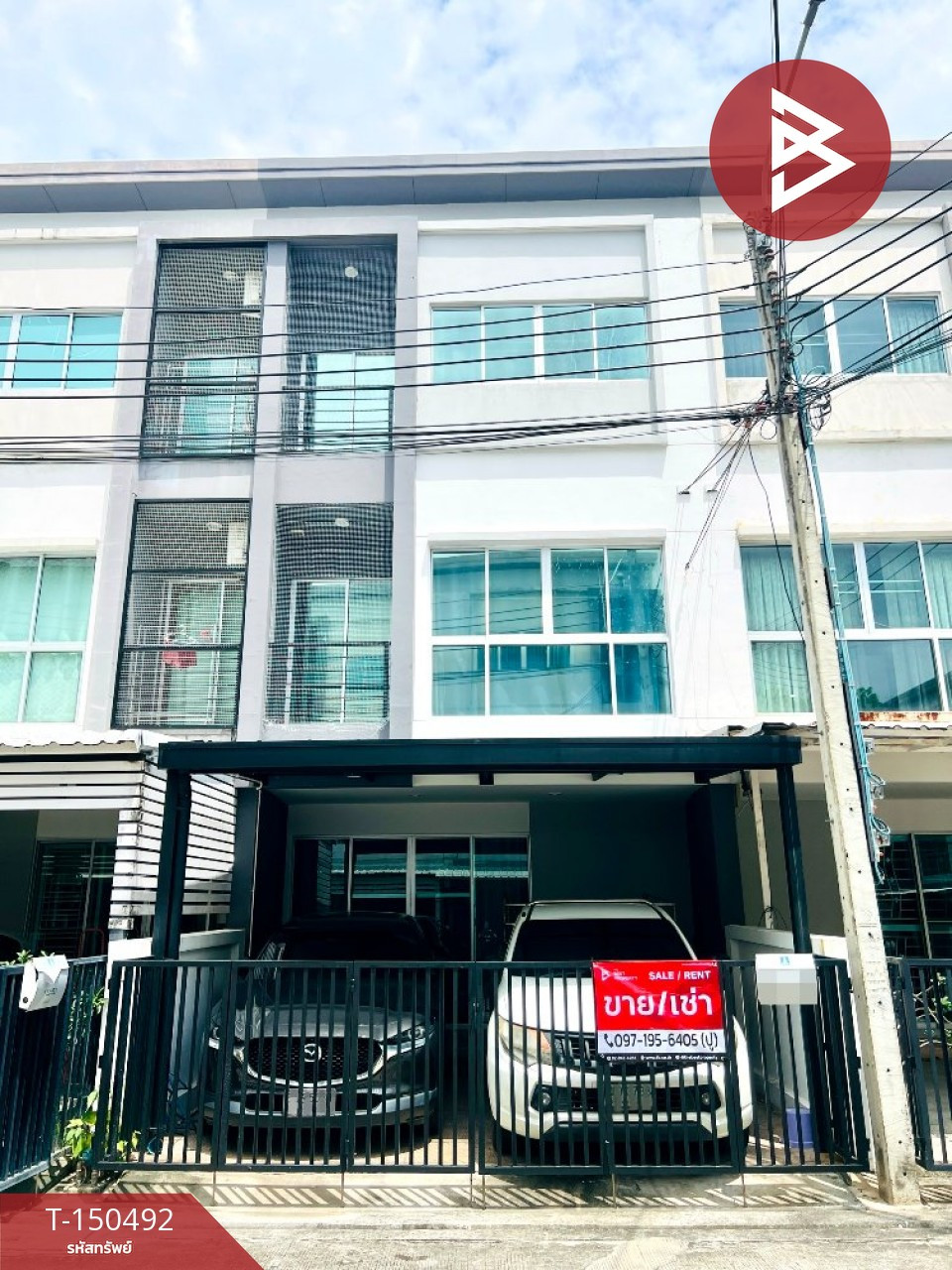 For sale/rent Townhome Lumpini Town Ville Srinakarin-Bearing, newly renovated, near MRT Sri Bearing Station. For sale/rent Townhome Lumpini Town Ville Srinakarin-Bearing, newly renovated, near MRT Sri Bearing Station.