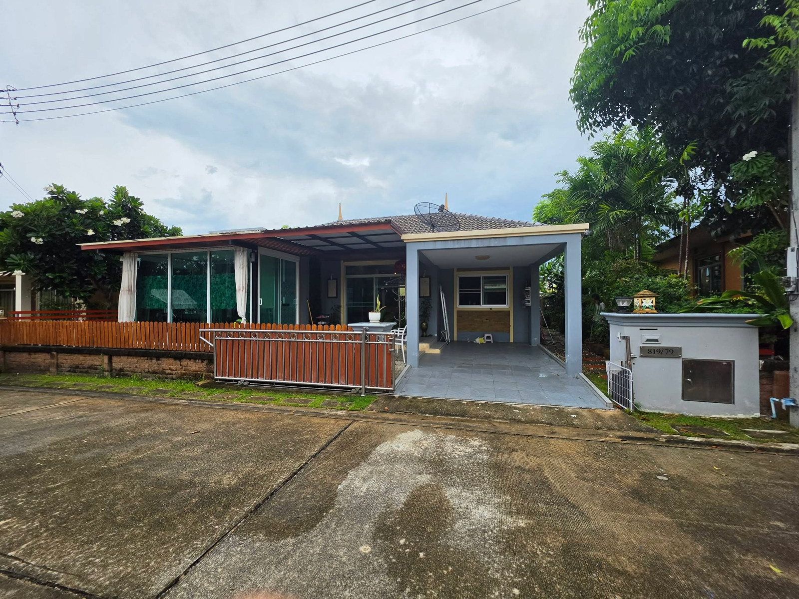 ขายบ้านราคาพิเศษพร้อมเฟอร์นิเจอร์หิ้วกระเป๋าเข้าอยู่   – รูปที่ 3