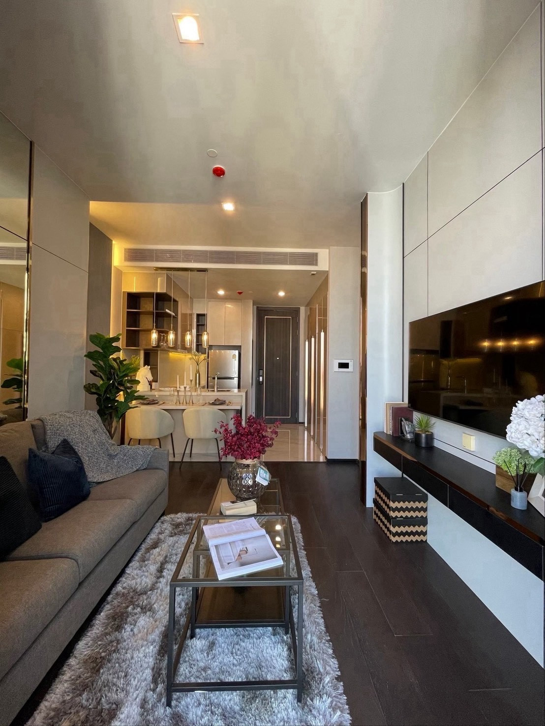 🏙️ LAVIQ Sukhumvit 57 | ห้องแต่งครบ พร้อมอยู่ ใกล้ BTS ✨ 🏙️ LAVIQ Sukhumvit 57 | ห้องแต่งครบ พร้อมอยู่ ใกล้ BTS ✨