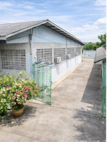 ChomThong. Over 1,100 sq.m. Warehouse for rent at Wat Nakhanimit SukSawat1-4 with office and air con – รูปที่ 2