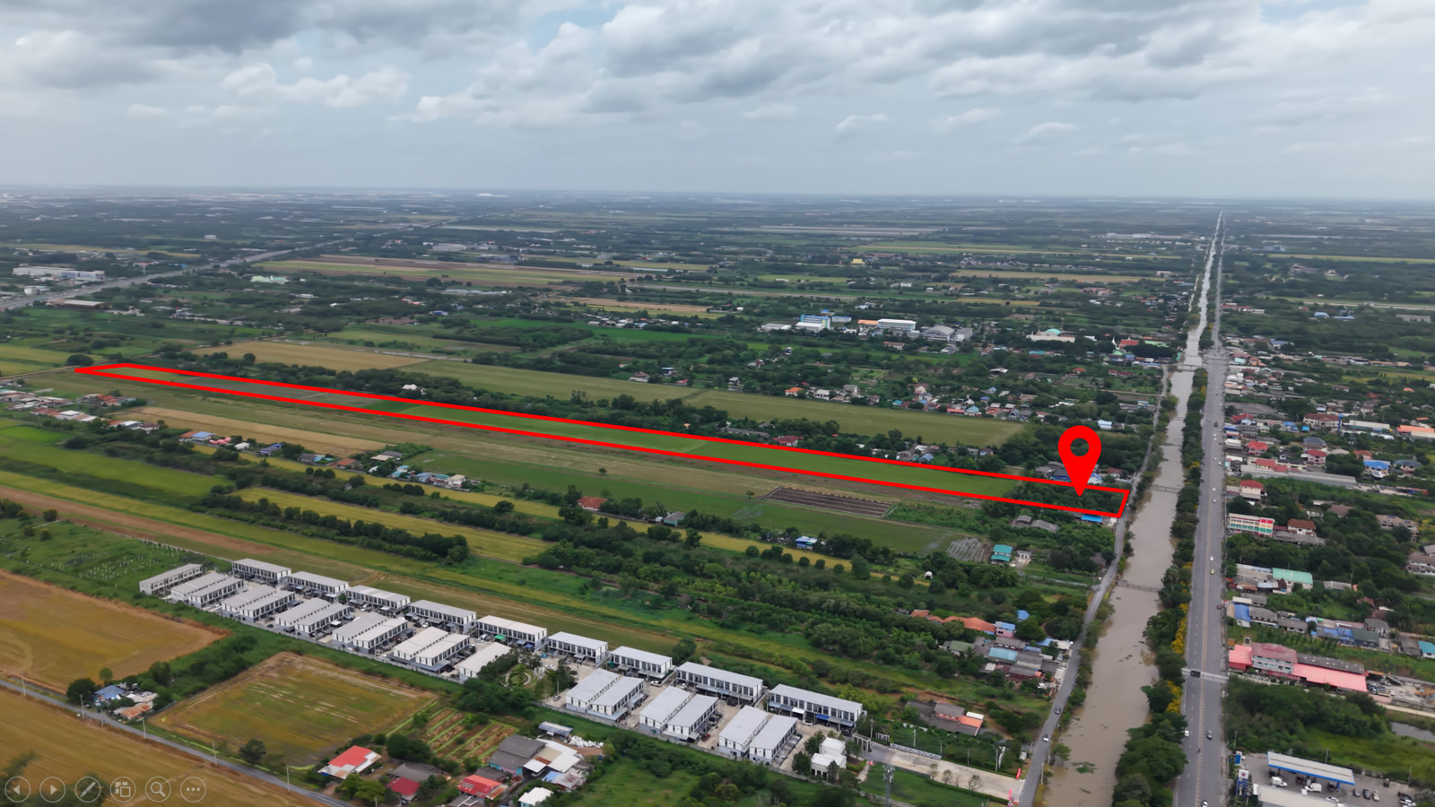 Rare 44 Rai Development Land in Khlong 6, Pathum Thani — Double Road Frontage, Near RMUTT A Prime Opportunity to Build Your Next High-Potential Residential Project in One of Rangsit’s Growing Locations.