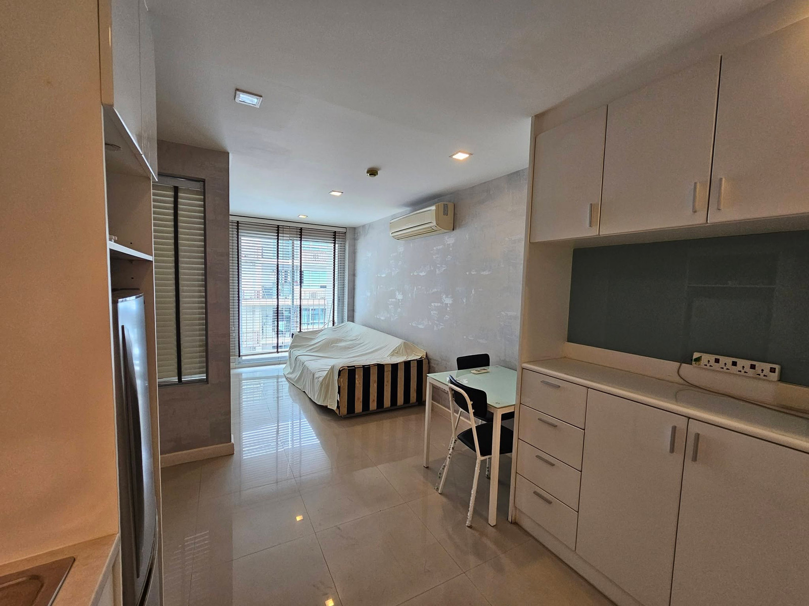 🏙️ ขายคอนโด The Clover Thonglor Residence