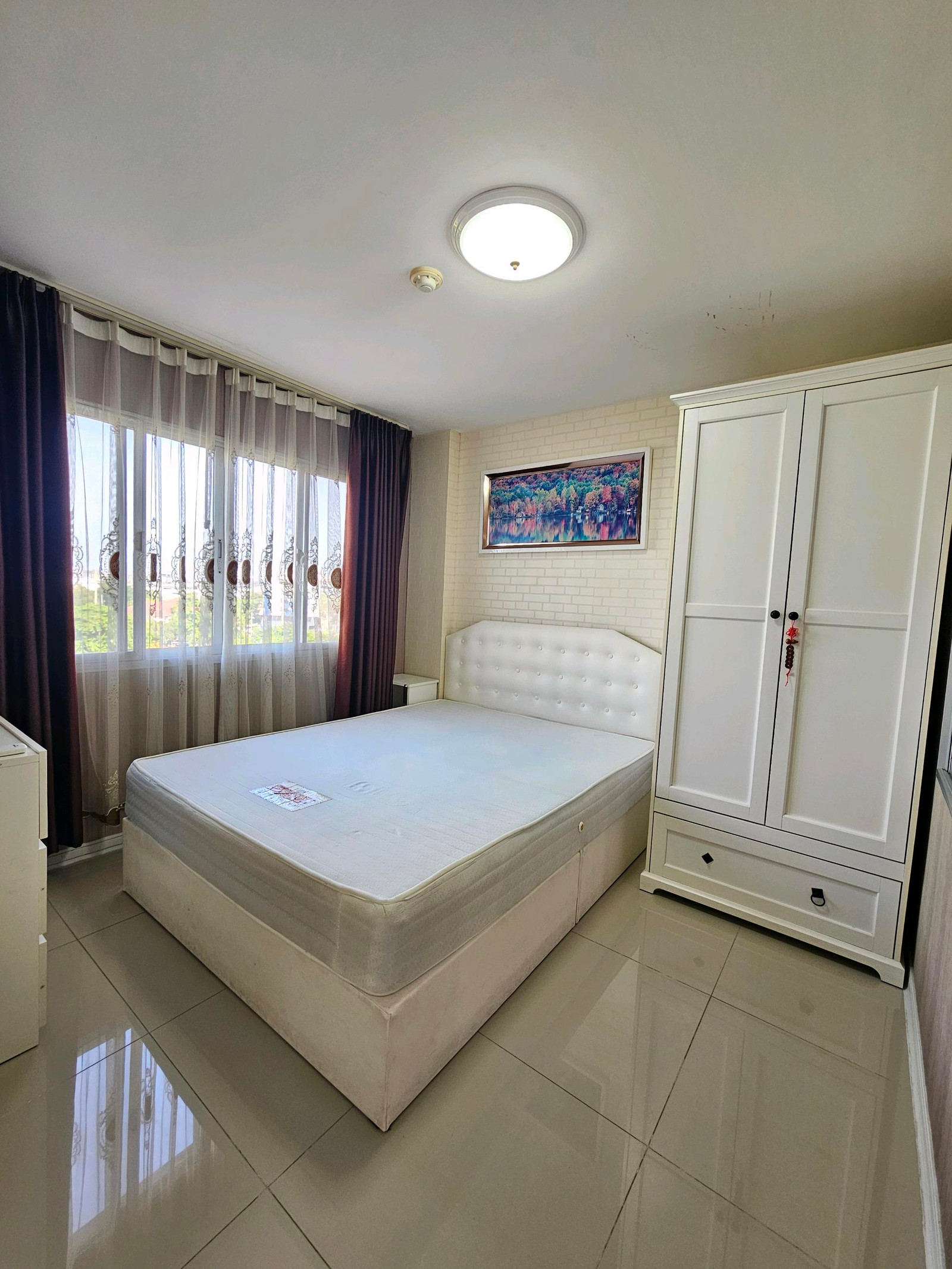 For rent, beautiful angel room with washing machine D4, 6th floor. For rent, beautiful angel room with washing machine D4, 6th floor.