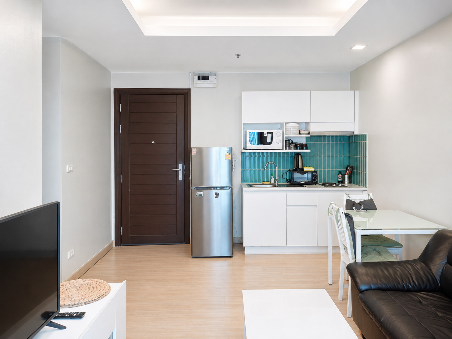 True Thonglor Condo, 1 bedroom, 1 bathroom, 40 sq m., 18th floor, very large room, fully furnished, ready to move in, price 18,000 baht. – รูปที่ 2