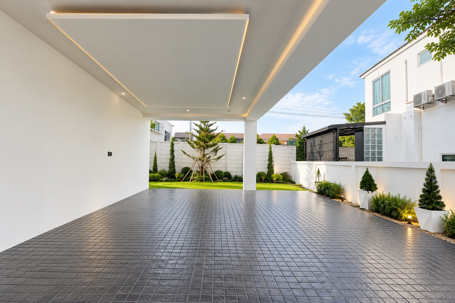 ✨ บ้านเดี่ยว Modern Luxury สีขาว พร้อมสวนใหญ่ บนที่ดิน 81 ตร.วา ✨ – รูปที่ 3