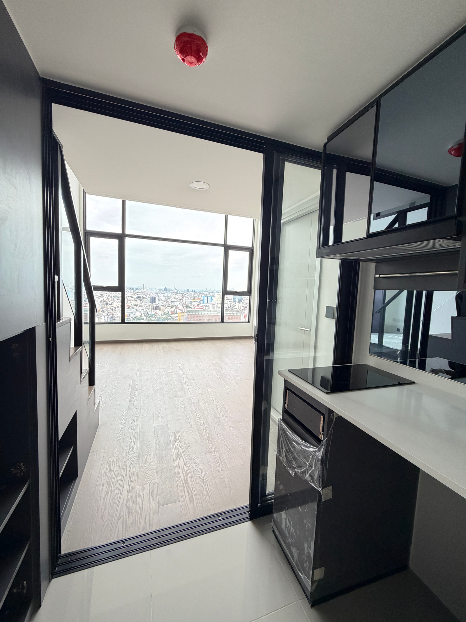 Condo for sale: Park Origin Chula-Samyan, 2 bedrooms, 2 bathrooms, 64.65 sq.m., Chao Phraya River view, near Samyan.