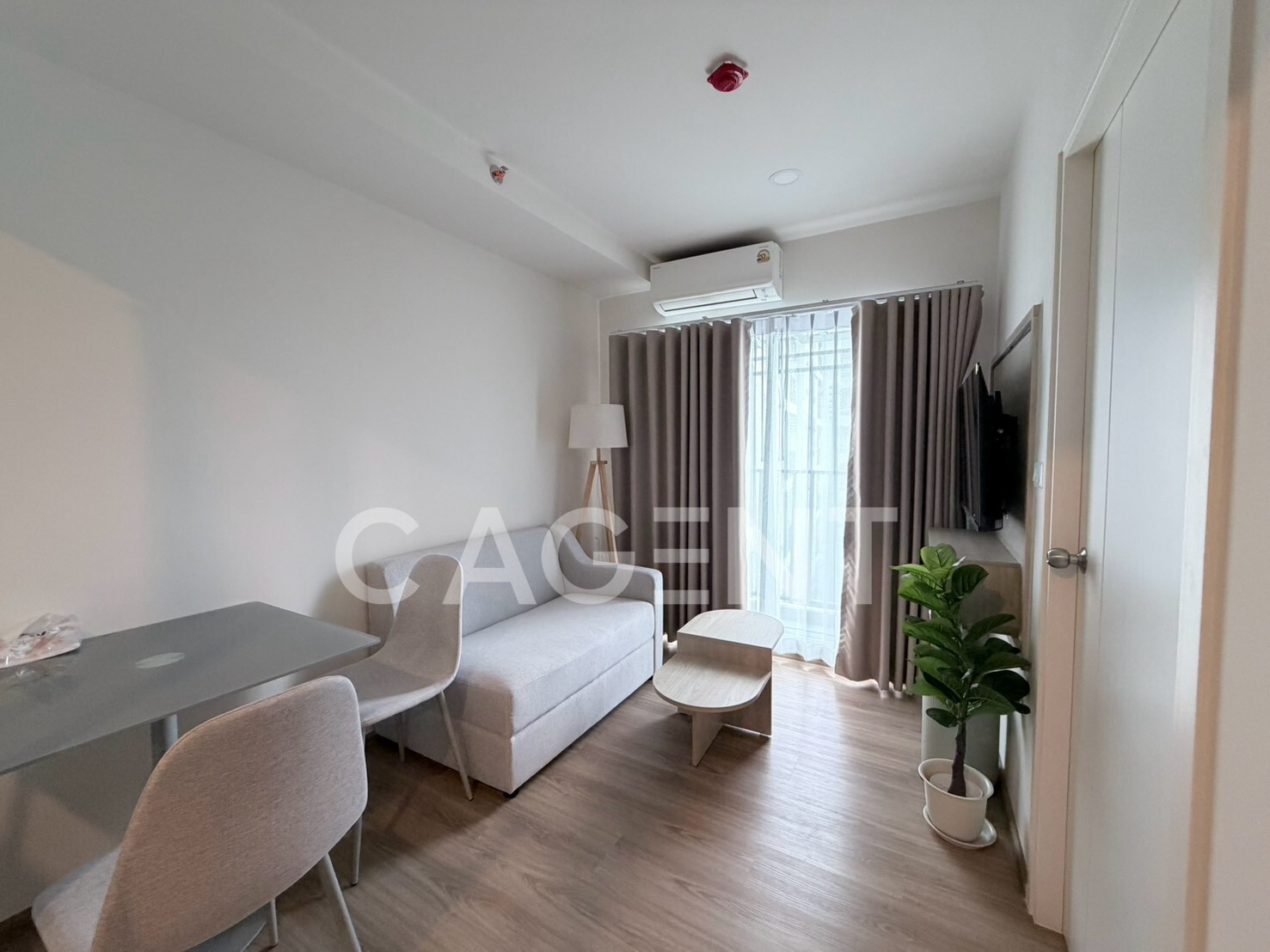 Condo for rent “ESCENT Phetchaburi“ near Robinson Phetchaburi