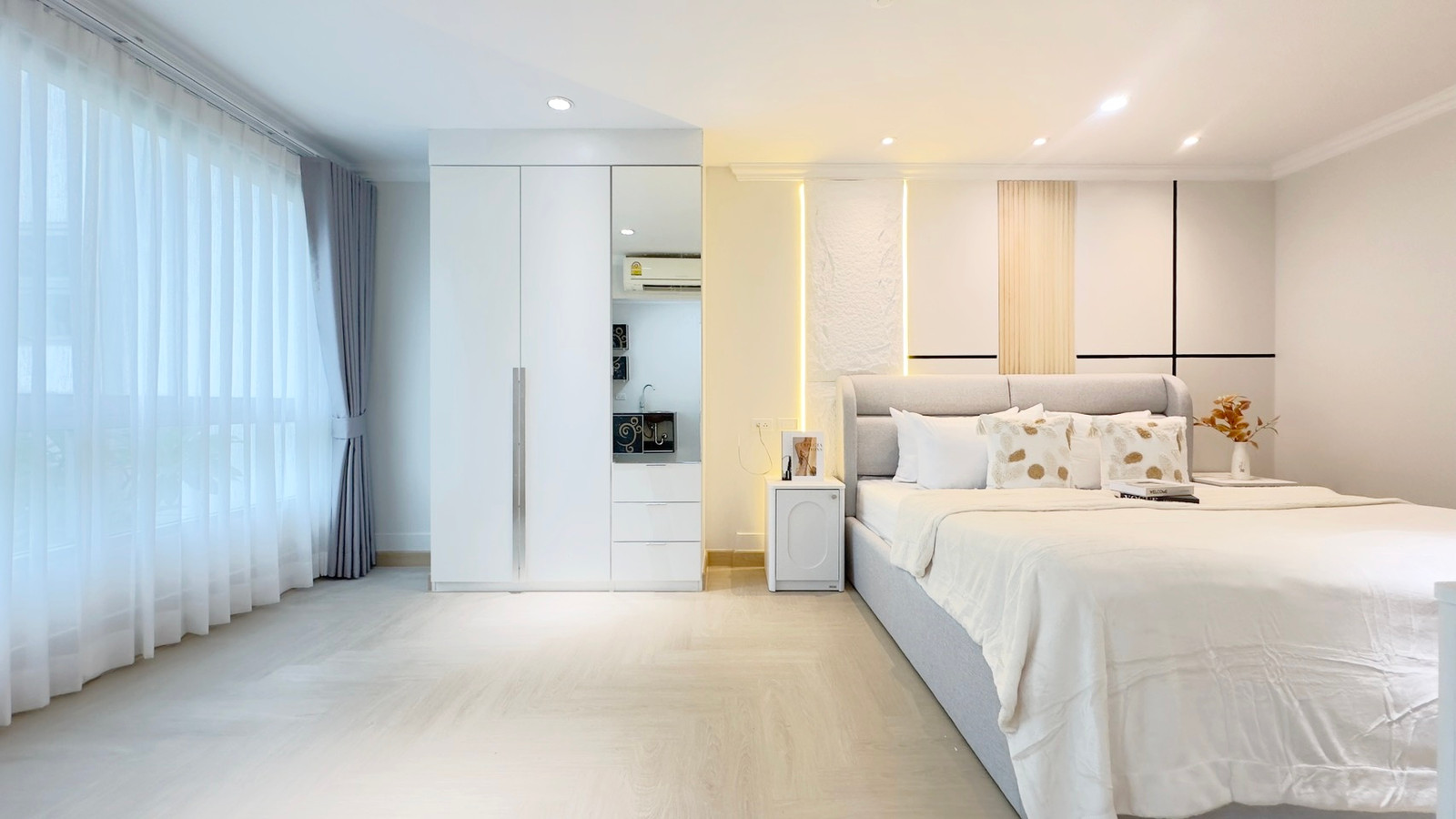 🏡✨ 2 bedrooms, good price, Lat Phrao–Wang Hin location! II 🎀 Double U Condo, location next to the main road. No need to enter an alley, convenient travel, lots of food! 🍜🧋 🏡✨ 2 bedrooms, good price, Lat Phrao–Wang Hin location! II 🎀 Double U Condo, location next to the main road. No need to enter an alley, convenient travel, lots of food! 🍜🧋