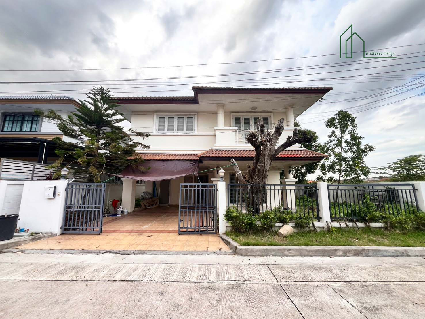 บ้านเดี่ยว 2 ชั้น โรยัลปาร์ควิลล์ สุวินทวงศ์ ทำเลดี หลังมุม บ้านเดี่ยว 2 ชั้น โรยัลปาร์ควิลล์ สุวินทวงศ์ ทำเลดี หลังมุม