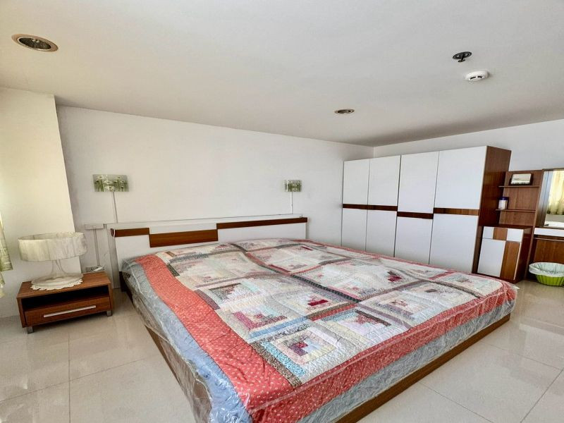 Sriracha Condo View - For Sale/Rent: Centrally located condo, 12th floor, corner unit, sea view. – รูปที่ 4