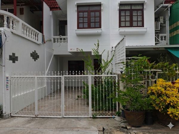 88200 - Urgent sale..townhouse. Wang Thong Thani Village, newly renovated, near Thuptamee-Zeer Rangsit-Don Mueang Airport.
