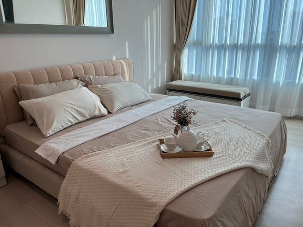 ✨ 2 bedrooms | High floor, beautiful view, spacious room, complete functions 📍 Life Ratchadapisek