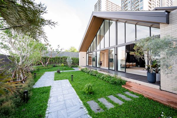 บ้านเดี่ยว Luxury ริมแม่น้ำเจ้าพระยา  วิวแม่น้ำแบบเป็นส่วนตัว เชื่อมต่อพระราม 3–สาทรได้สะดวก