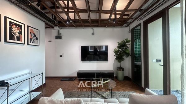 2 Bedroom Condo for Rent in Thonglor | 100 Sq.m. | Brown Brick Thonglor