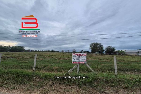 ที่ดินเปล่า กฤษดาฟาร์ม ทางไปวัดห้วยมงคล เนื้อที่ 17-0-30 ไร่ ถนนเพชรเกษม ตำบลทับใต้ อำเภอหัวหิน จังหวัดประจวบคีรีขันธ์