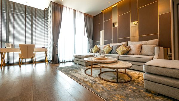 ✨Flash Deal ✨Kraam Sukhumvit 26 (2Bed 2Bath 102SQM.) ready to move in! Only 125,000 baht per month Tel.0981315848 @propmatch