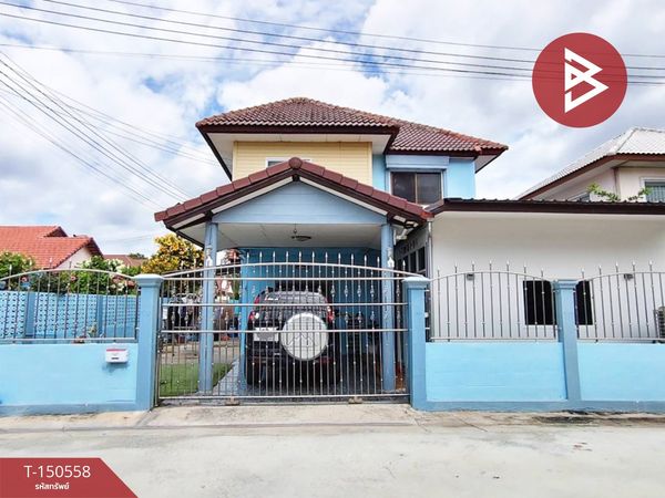 2-story detached house for sale, Prailada Village, Nakhon Pathom (Prailada), near the M81 entrance, Malaiman Road.