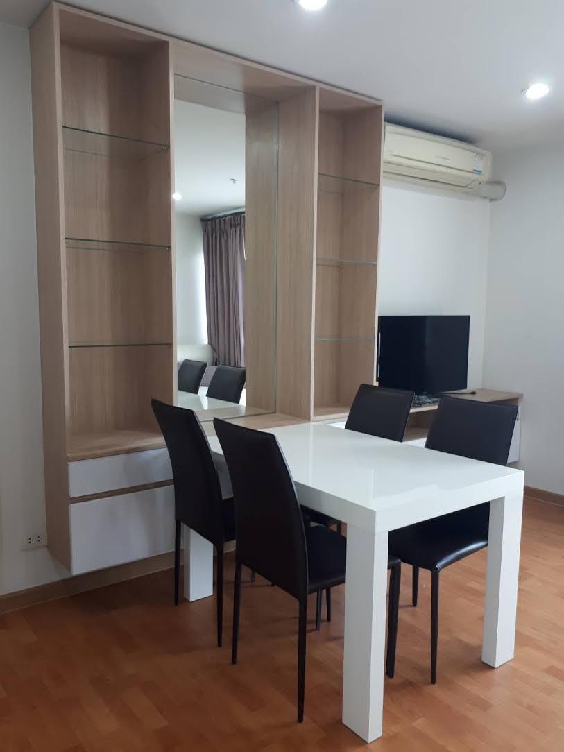 Condo for rent, The President Sathorn Ratchaphruek Phase 1, next to BTS&MRT interchange, 2 bedrooms, 1 bathroom. Condo for rent, The President Sathorn Ratchaphruek Phase 1, next to BTS&MRT interchange, 2 bedrooms, 1 bathroom.