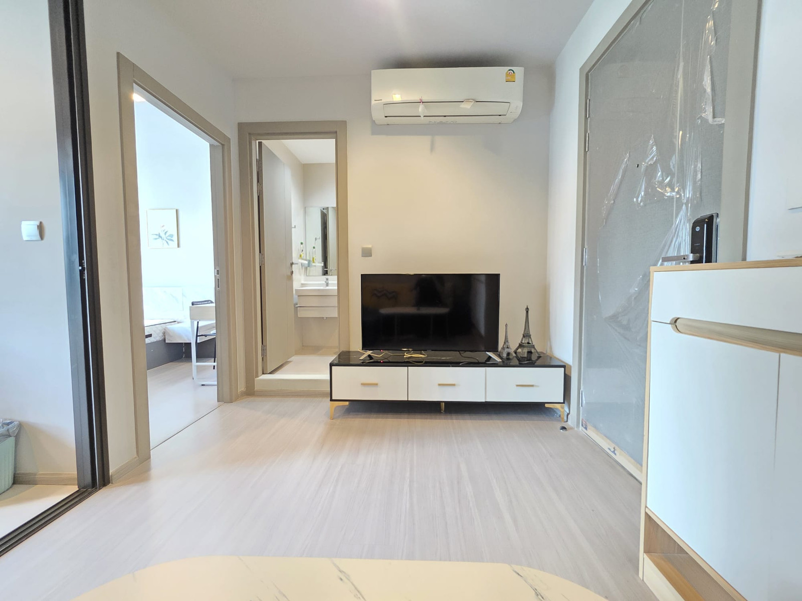 ห้องสวย ชั้นสูง วิวดี Beautiful Unit, high floor with good view with  Best Price  – รูปที่ 4