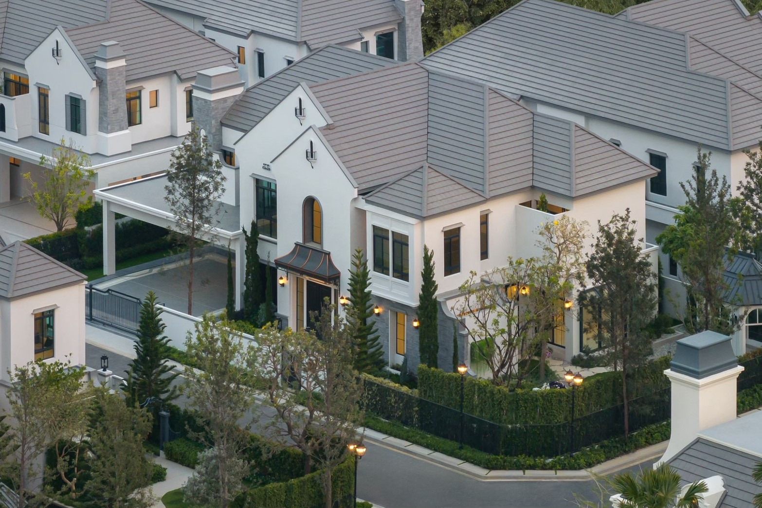 Largest house model: 𝑵𝑨𝑵𝑻𝑨𝑾𝑨𝑵 𝑩𝑨𝑵𝑮𝑵𝑨 𝑲𝑴.15 🔥Special 72.1 million🔥