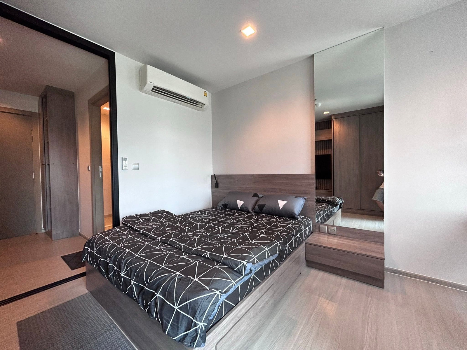 🏡 ให้เช่า life asoke rama9 🏡 096-7984598 🏡 ให้เช่า life asoke rama9 🏡 096-7984598